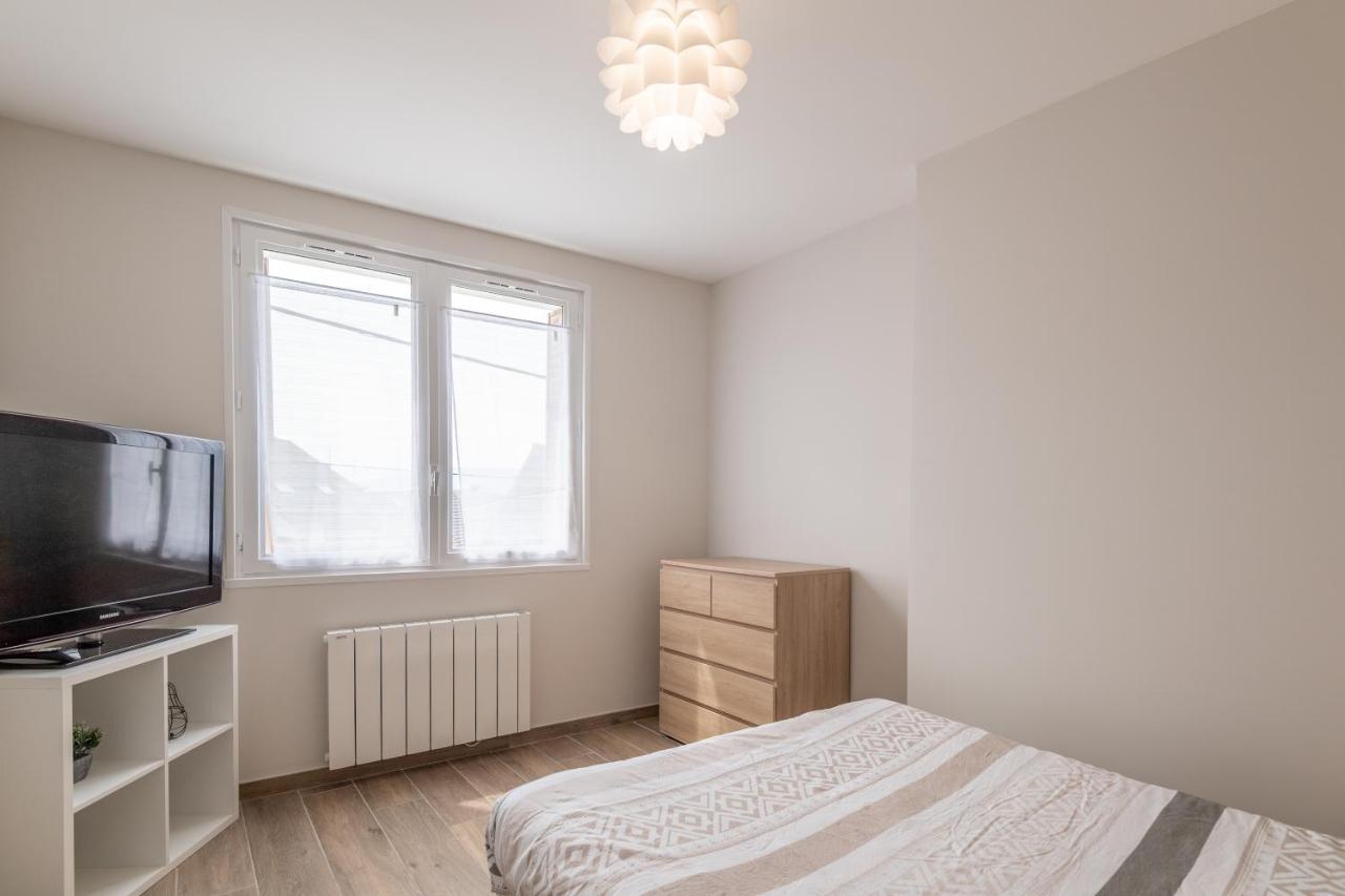 Appartement Lumineux Au Centre Du Village Saint-Felix  Zewnętrze zdjęcie